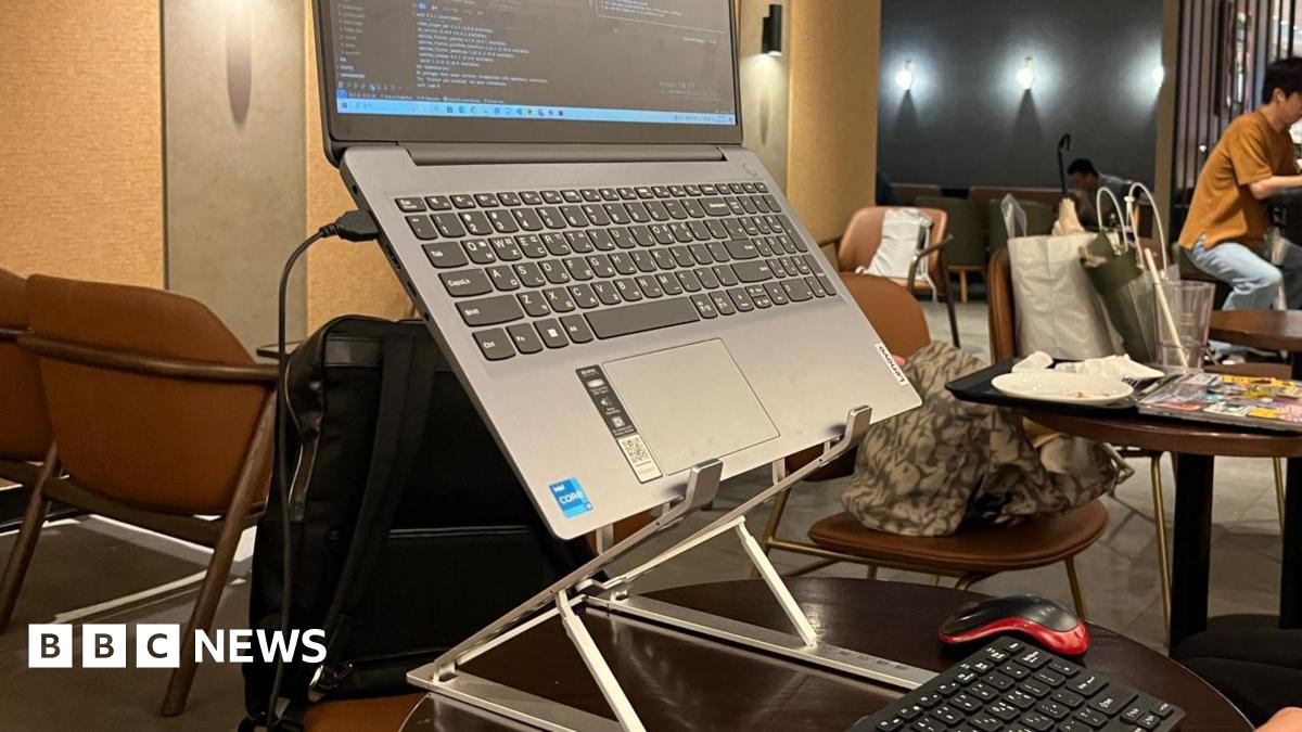 Balancing Business And Study Spaces:  South Korean Cafés Confront The Cagongjok Challenge