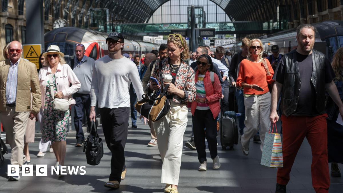 Bank Holiday Weekend: Expect Major Rail Disruptions And Crowds Bank Holiday Weekend: Expect Major Rail Disruptions And Crowds