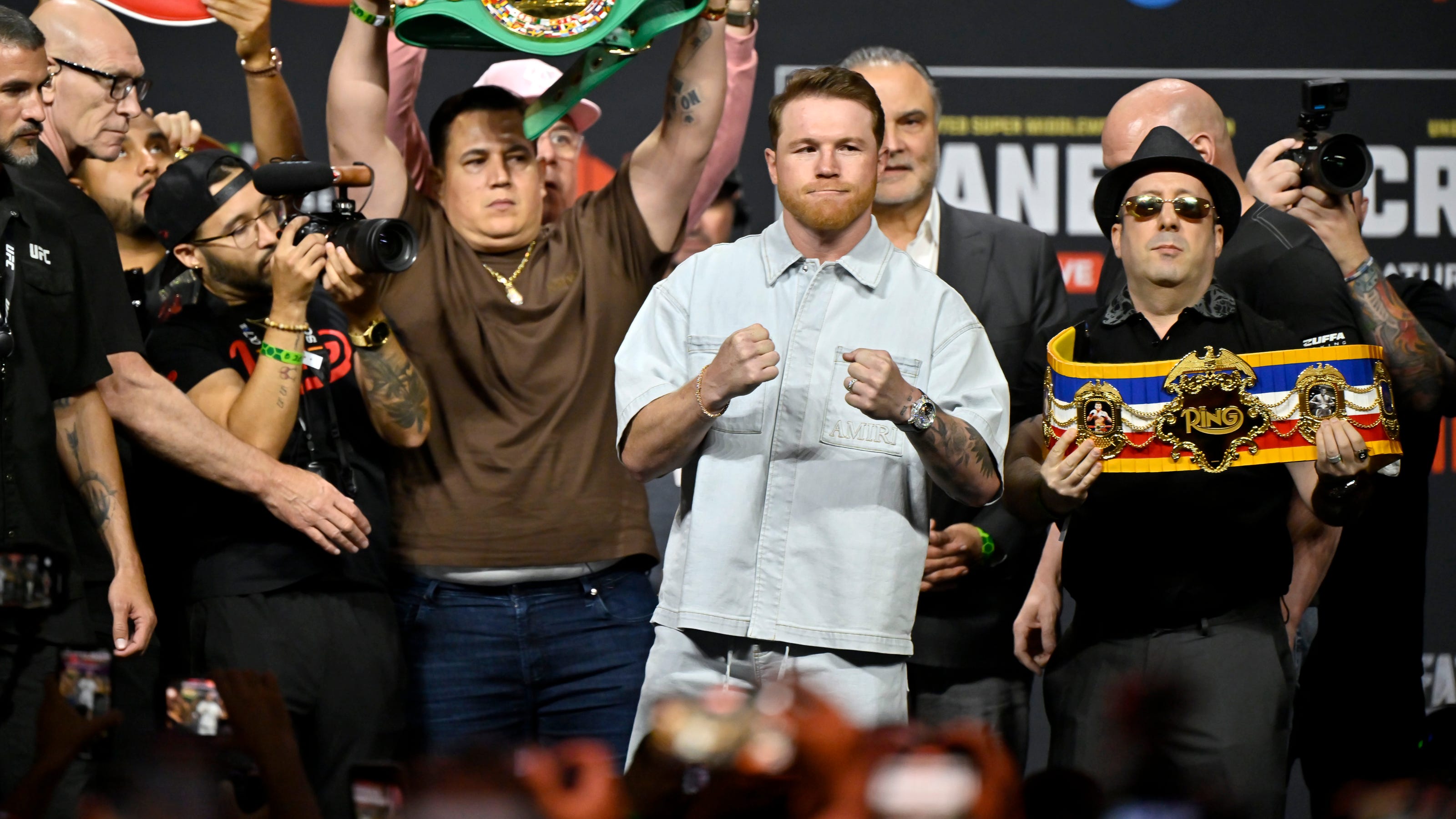 Canelo Vs. Crawford: Full Fight Card, Date, & How To Watch On Netflix Canelo Vs. Crawford: Full Fight Card, Date, & How To Watch On Netflix
