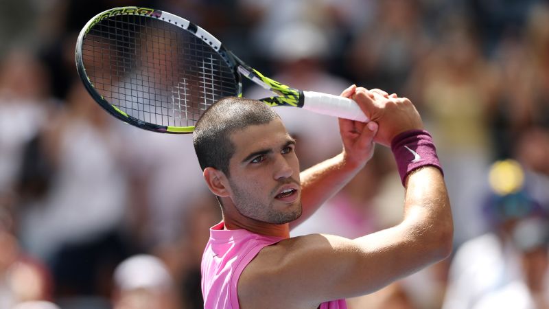 Carlos Alcaraz's Barber: Fame, Criticism, And That New Buzzcut Carlos Alcaraz's Barber: Fame, Criticism, And That New Buzzcut