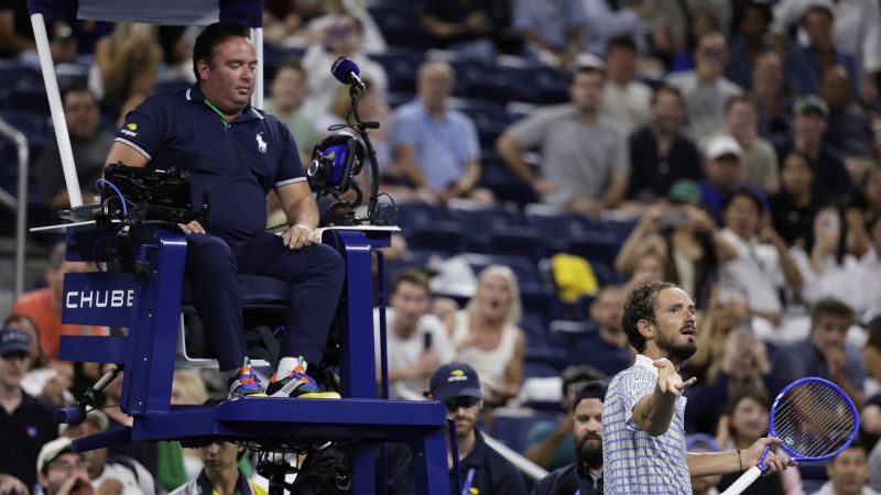Chaos At The US Open: Photographer Interrupts Medvedev's Game Chaos At The US Open: Photographer Interrupts Medvedev's Game