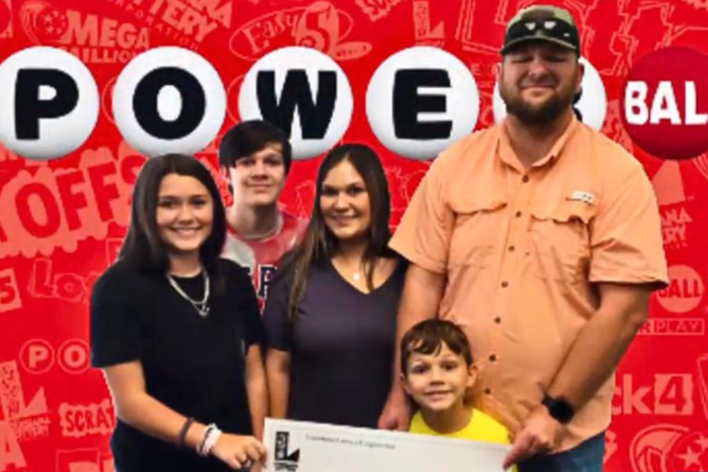 Close Call: Powerball Ticket Misses $1 Billion Jackpot By A Single Number Close Call: Powerball Ticket Misses $1 Billion Jackpot By A Single Number