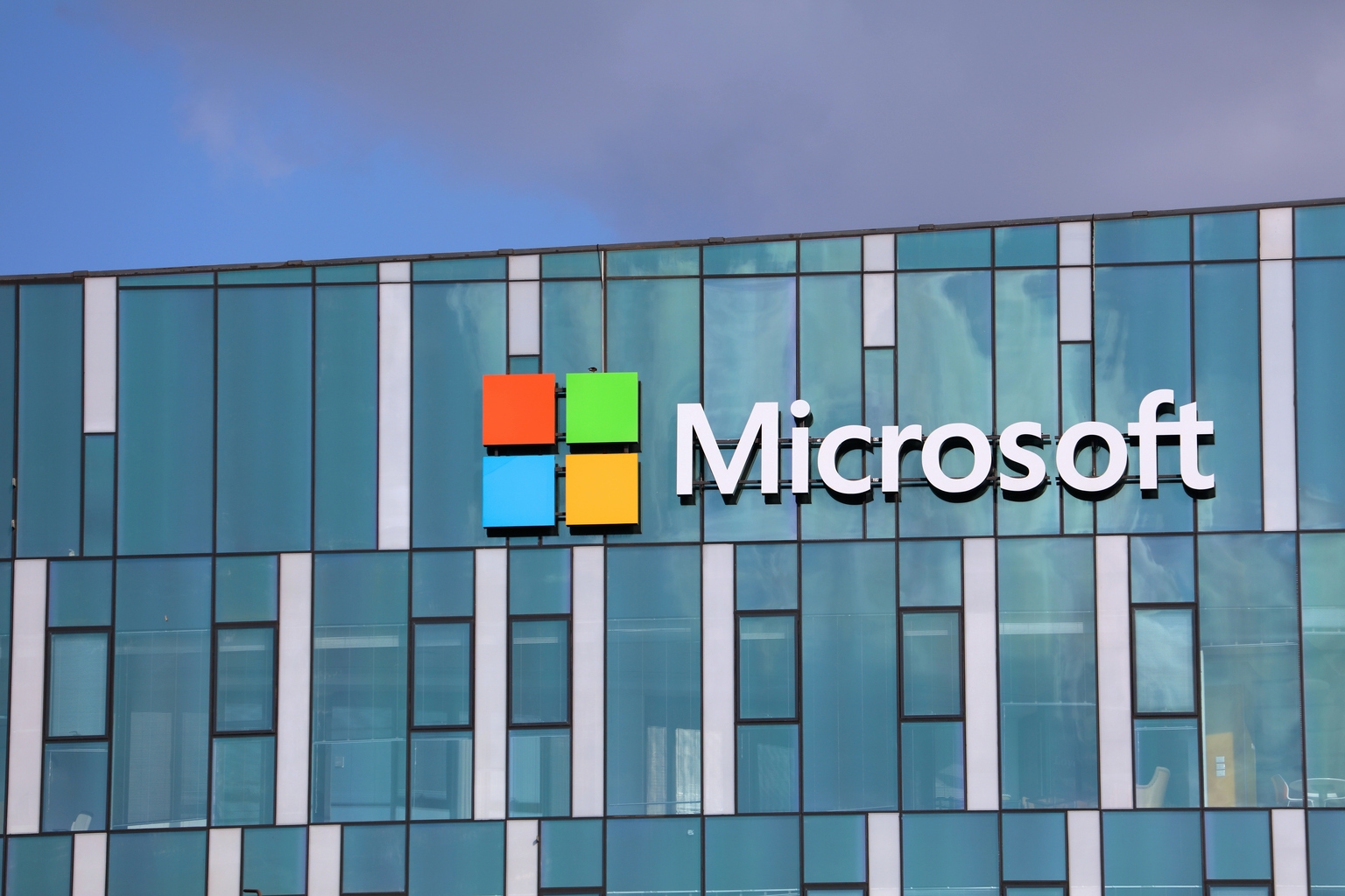 Evaluating Microsoft (MSFT): A Rare Chance For High Returns?