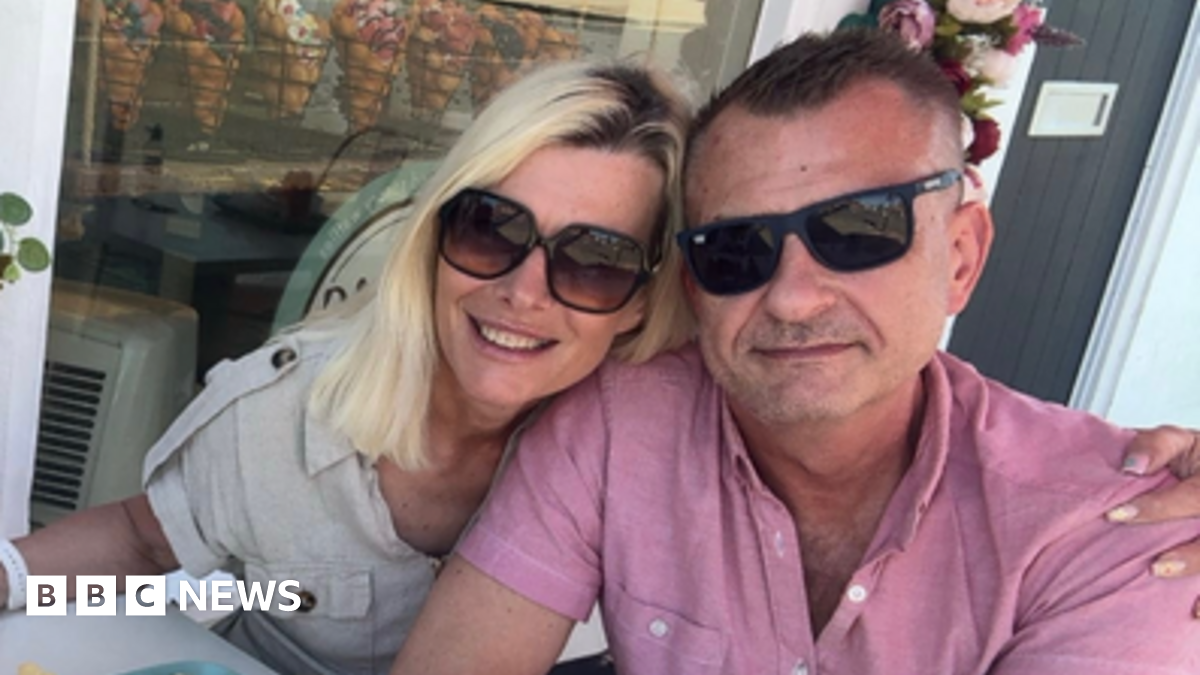 Fatal Helicopter Crash On Isle Of Wight Leaves Family Heartbroken Fatal Helicopter Crash On Isle Of Wight Leaves Family Heartbroken
