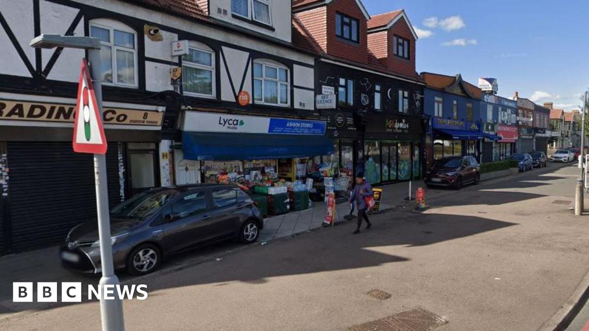 Five Hurt In Suspected Arson Attack At Ilford Eatery Five Hurt In Suspected Arson Attack At Ilford Eatery