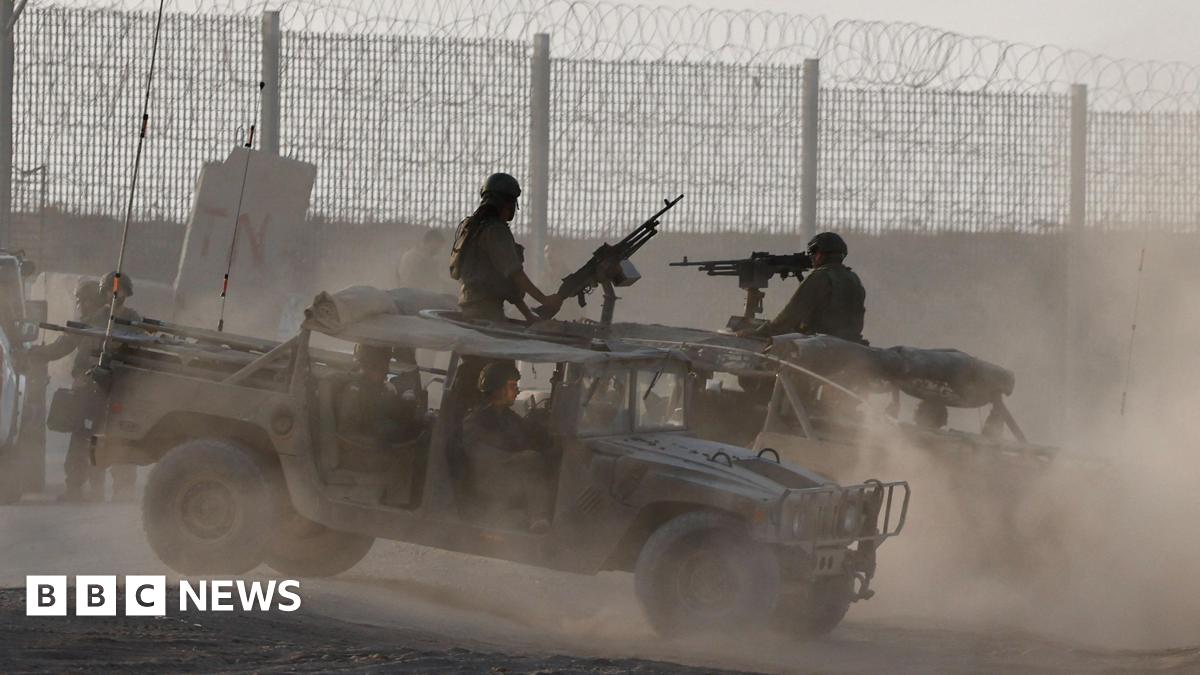 Gaza City Exodus: Palestinians Flee IDF Offensive Amid Israeli Protest