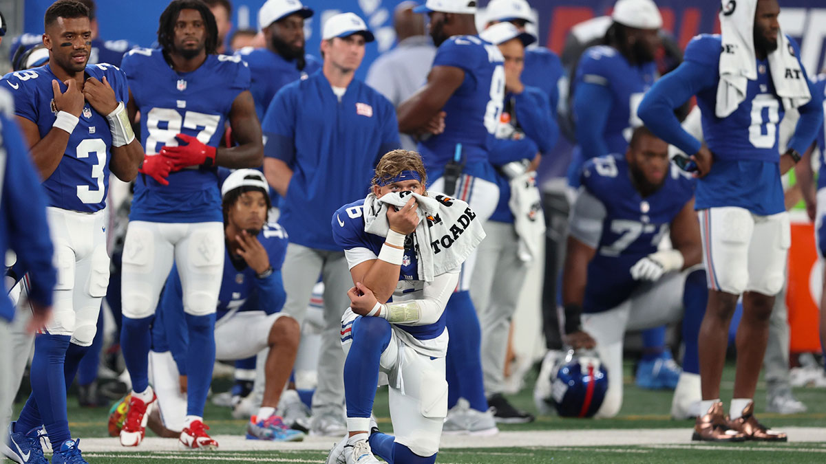 Gruesome Leg Injury Sidelines Giants' Top Rookie Defensive Back Gruesome Leg Injury Sidelines Giants' Top Rookie Defensive Back