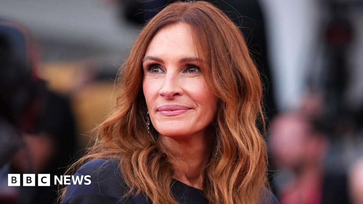 Julia Roberts In Julia Roberts In