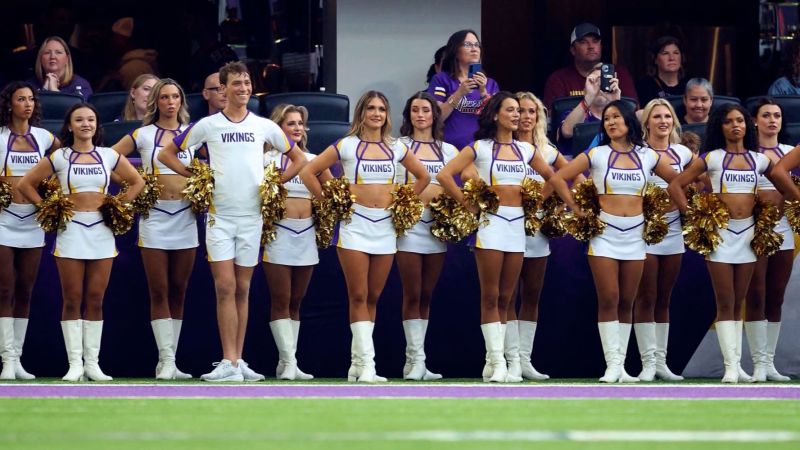 NFL's Vikings Under Fire After Adding Male Cheerleaders To Squad