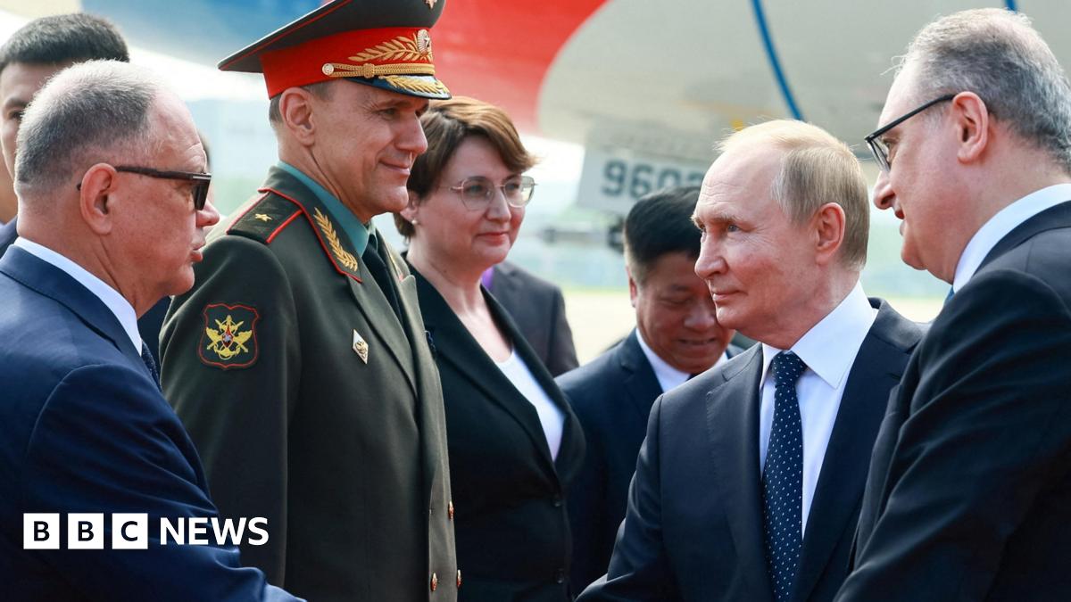 Putin-Modi China Summit: Trade Tensions With US Cast Long Shadow Putin-Modi China Summit: Trade Tensions With US Cast Long Shadow