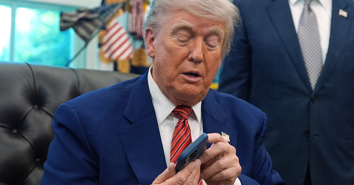 Social Media Erupts Over Trump's Failed Phone Advertisement