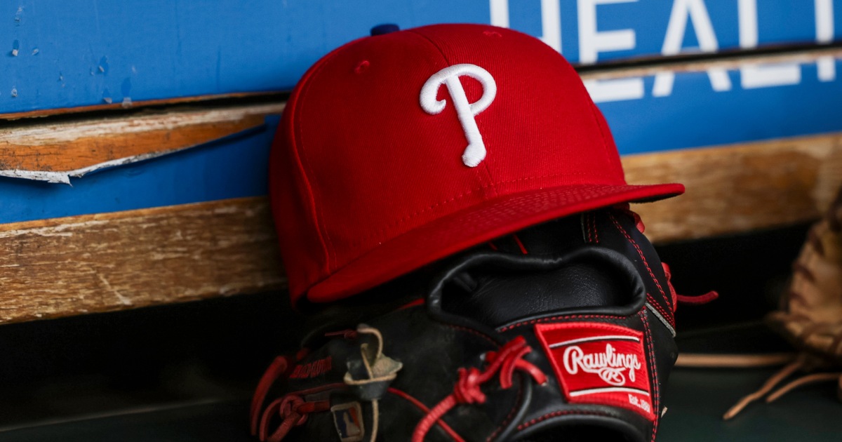 Viral Video: Dad Recounts Son's Home Run Ball Confrontation At Phillies Game